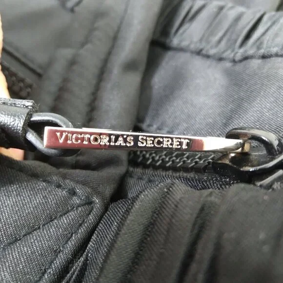 Victoria's Secret Elegant Black Satin Pleated Zip & Cinched Overnight Tote NWOT - Picture 7 of 15